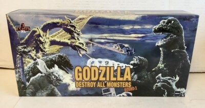 NEW Mezco Toyz 18070 Godzilla: Destroy All Monsters 5 Points XL Round 1 Box Set-image