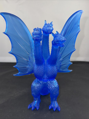 2018 BANDAI 6.5” KING GHIDORAH Godzilla Store Exclusive Clear Blue-image