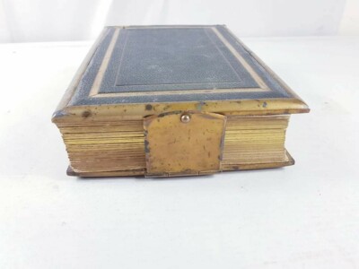 A Superb Large Antique Victorian  Leather Bound Photo Album Book LONDON-image