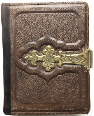 Estate of Patricia Tierney / Leatherbound album of ca 1960s Victorian style-image