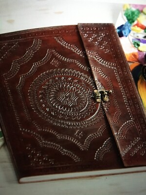Vintage Embossed Leather Hand Stitched Photo XL Album 13x10 pages 60 count-image