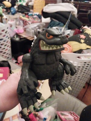 Bandai Vinyl Super Deformed Godzilla Figure 2011-image
