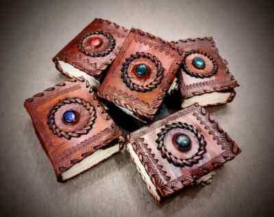 Handmade Small Leather Bound Locked Unlined Stone Embedded Pocket Pack Of Five-image