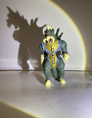 Godzilla Wars GIGAN Action Figure by Trendmasters Vintage 1995 4”-image