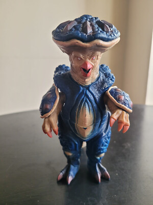 Bandai Ultra Monster Series Ultraman Cosmos Mazargus 6-1/2