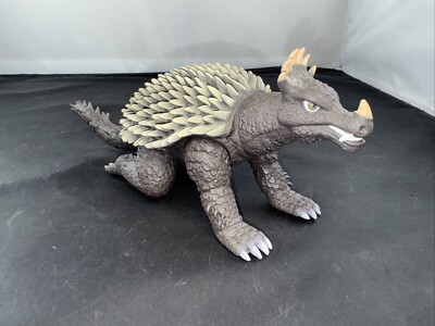 2024 BANDAI 10” ANGUIRUS 1972 Figure Movie Monster Dream 5 Kaiju GODZILLA STORE!-image
