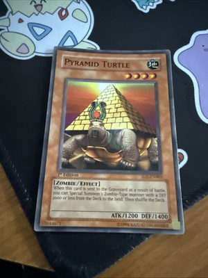 Pyramid Turtle SD2-EN005 Structure Deck: Zombie Madness-1st Edition 1st Edition-image
