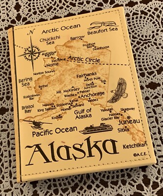Arctic Circle Enterprises Alaska Mini Photo Album Holds 24 Photos 4 x 6 Inch NWT-image